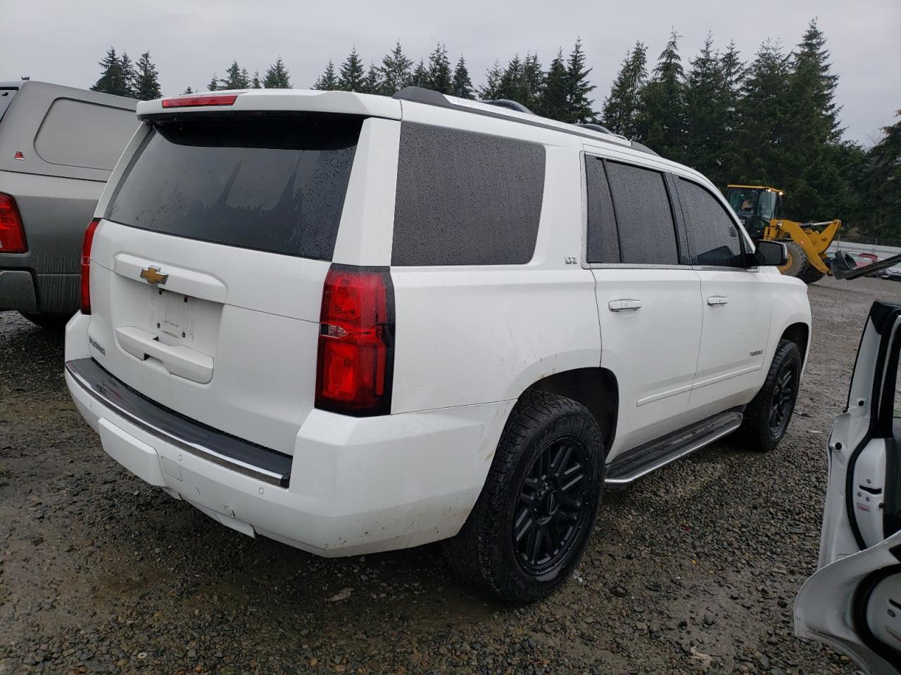 2016 Chevrolet Tahoe VIN 1GNSKCKC3GR319997 Copart auction photo, side damage thumbnail 3