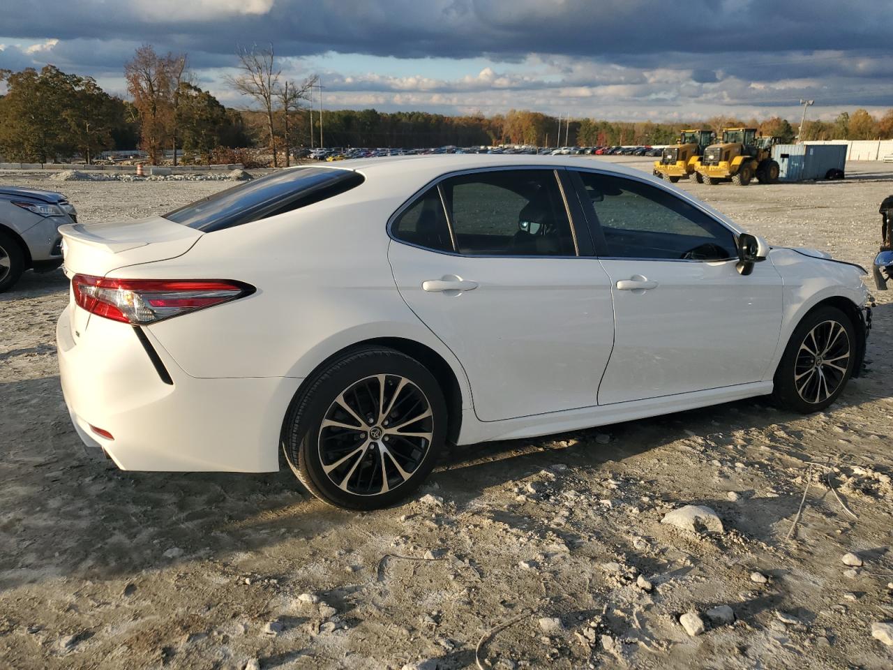 2018 Toyota Camry VIN JTNB11HK3J3016593 Copart auction photo, front end damage thumbnail 3