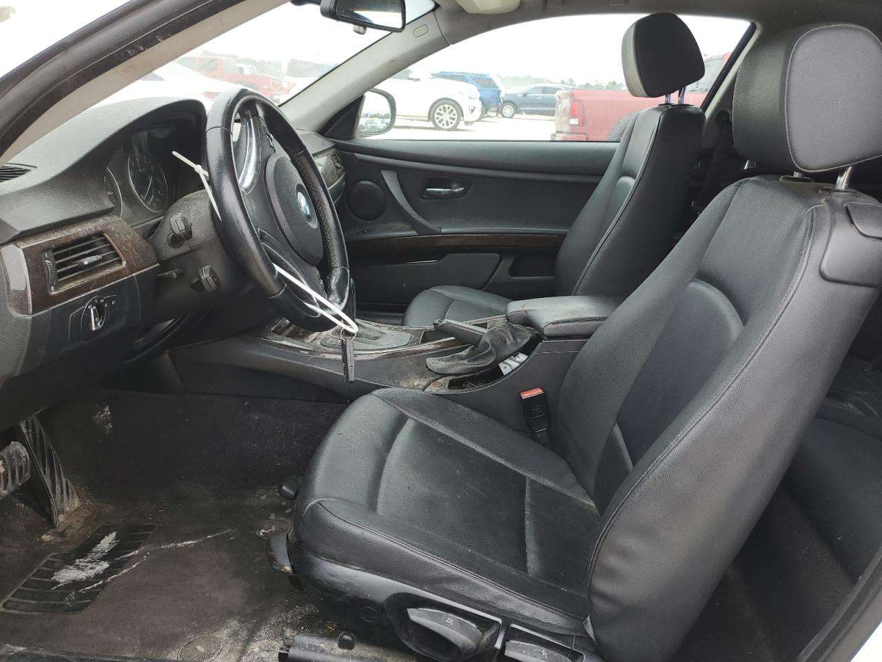 2013 BMW 3er VIN WBAKE5C51DJ107425 Copart auction photo, front end / minor dent/scratches damage thumbnail 7