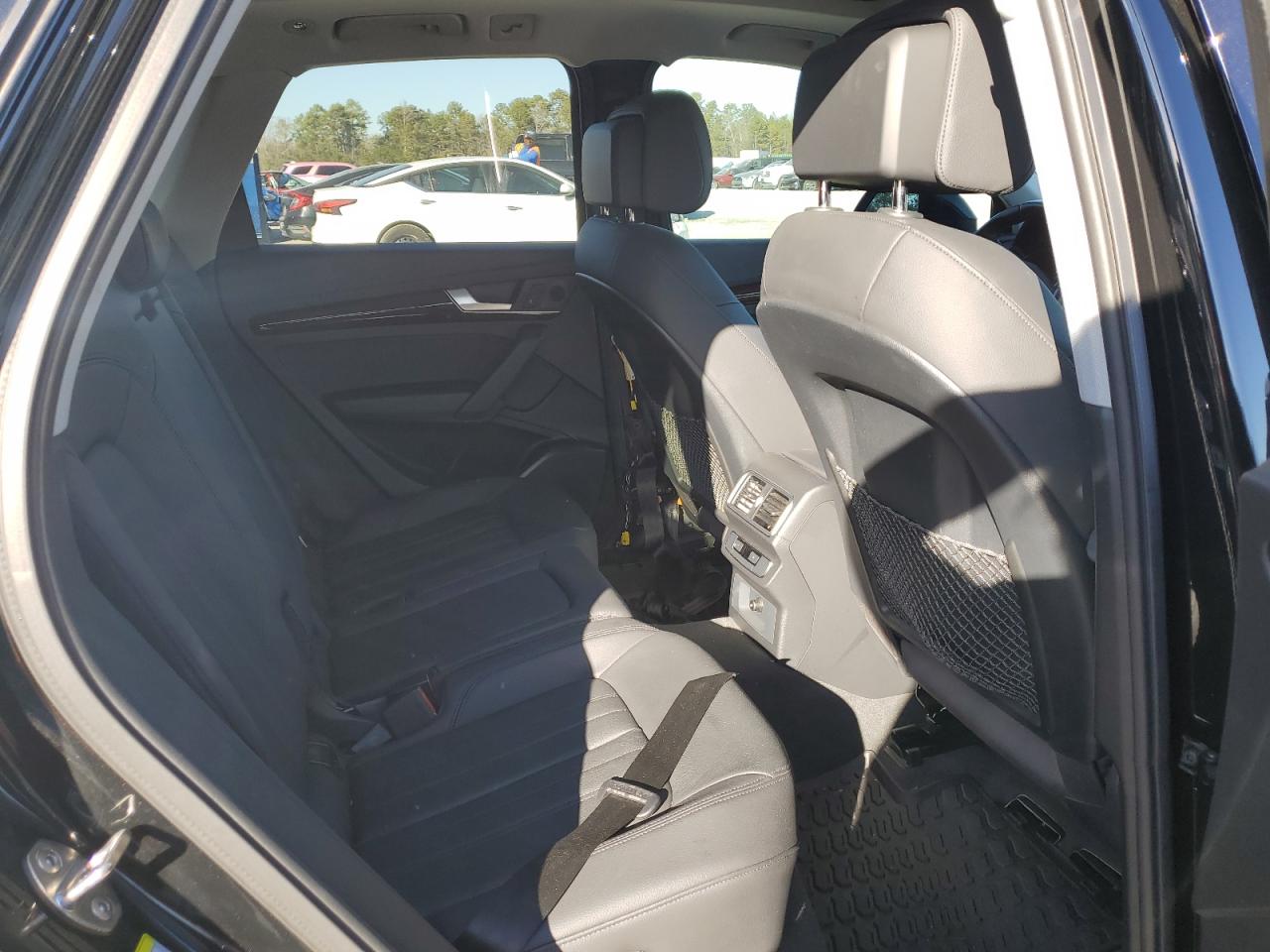 2019 Audi Q5 VIN WA1ANAFY5K2072810 Copart auction photo, rear end damage thumbnail 11
