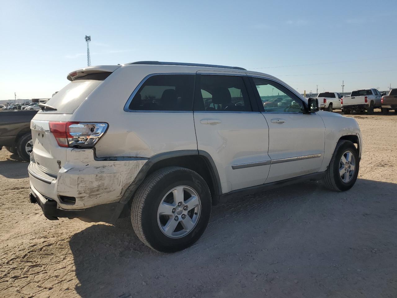 2012 Jeep Grand Cherokee VIN 1C4RJFAG0CC214847 Copart auction photo, all over / minor dent/scratches damage thumbnail 3