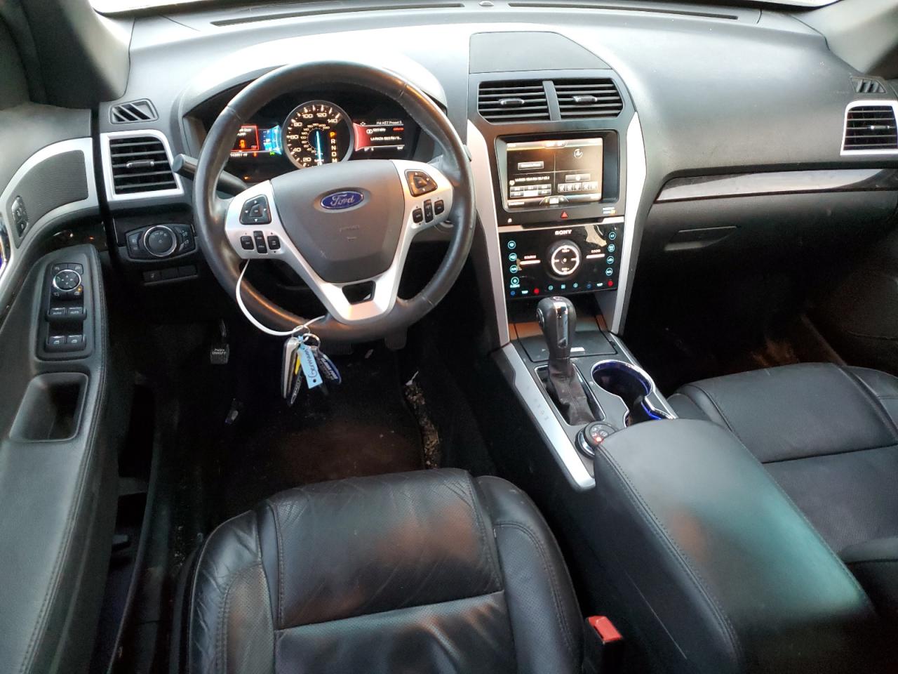 2015 Ford Explorer VIN 1FM5K8F82FGB69136 Copart auction photo, front end / side damage thumbnail 8