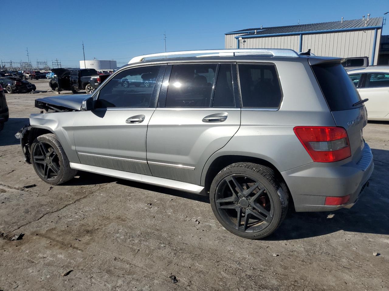 2010 Mercedes-Benz GLK-klasse VIN WDCGG5GBXAF491720 Copart auction photo, front end damage thumbnail 2