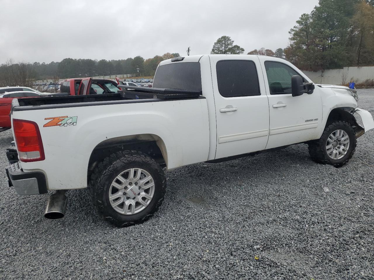 2014 GMC Sierra VIN 1GT121C84EF101178 Copart auction photo, front end damage thumbnail 3