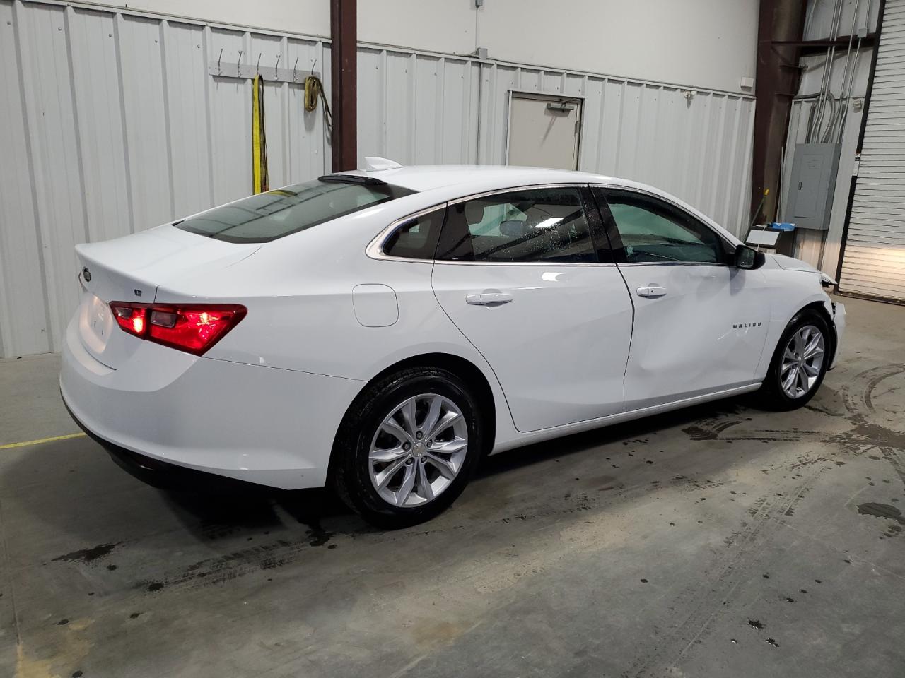 2023 Chevrolet Malibu VIN 1G1ZD5ST0PF179351 Copart auction photo, side / front end damage thumbnail 3