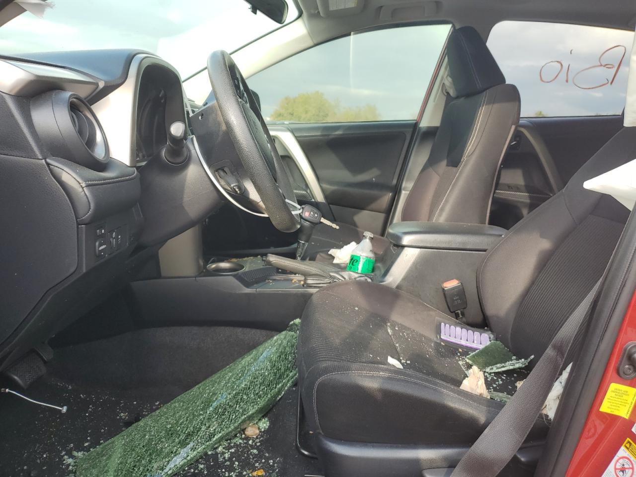 2015 Toyota RAV 4 VIN JTMWFREV9FJ044647 Copart auction photo, front end / side damage thumbnail 7