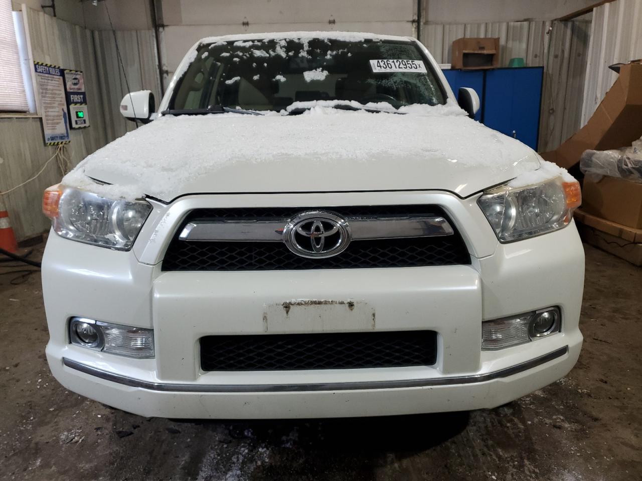 2013 Toyota 4Runner VIN JTEBU5JR2D5137212 Copart auction photo, mechanical / minor dent/scratches damage thumbnail 5