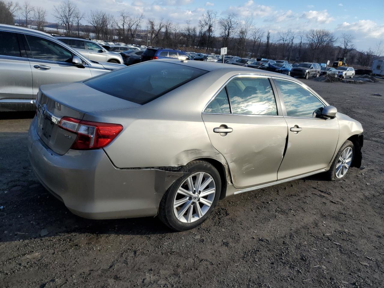 2014 Toyota Camry VIN 4T1BF1FK9EU466723 Copart auction photo, all over damage thumbnail 3