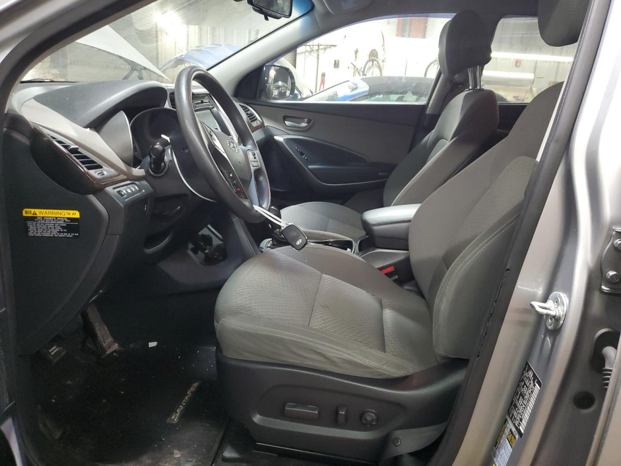 2017 Hyundai Santa Fe VIN KM8SMDHF0HU170162 Copart auction photo, front end / minor dent/scratches damage thumbnail 7