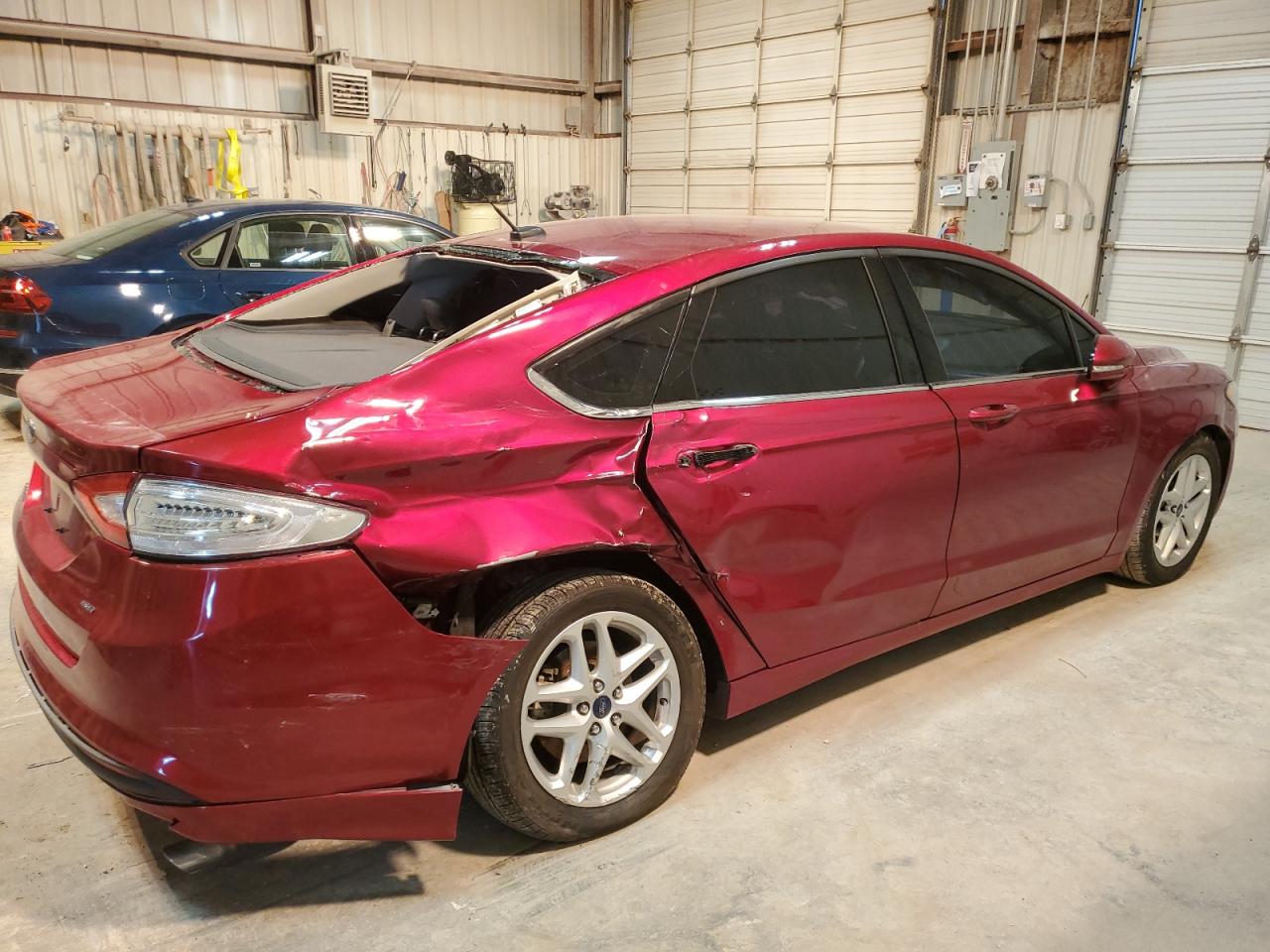 2016 Ford Fusion VIN 3FA6P0H76GR218032 Copart auction photo, rear end / undercarriage damage thumbnail 3