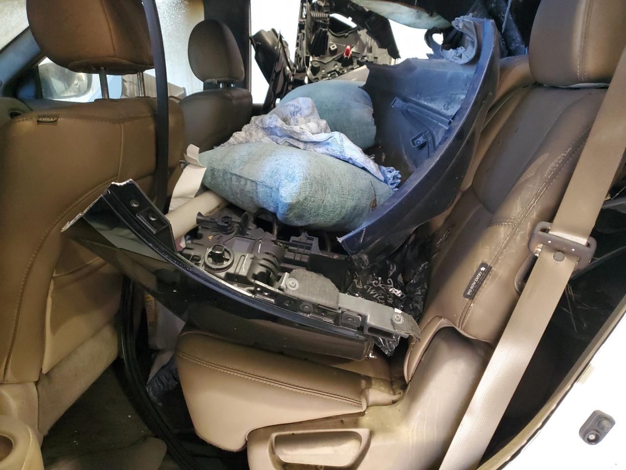 2020 Nissan Pathfinder VIN 5N1DR2DM3LC593660 Copart auction photo, burn - interior / burn damage thumbnail 11
