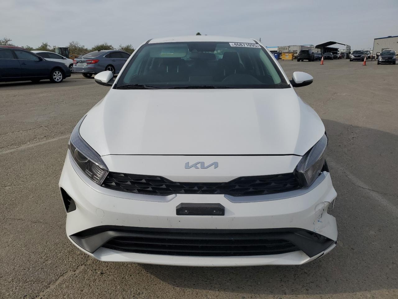 2023 KIA Forte VIN 3KPF24AD6PE674538 Copart auction photo, front end / side damage thumbnail 5
