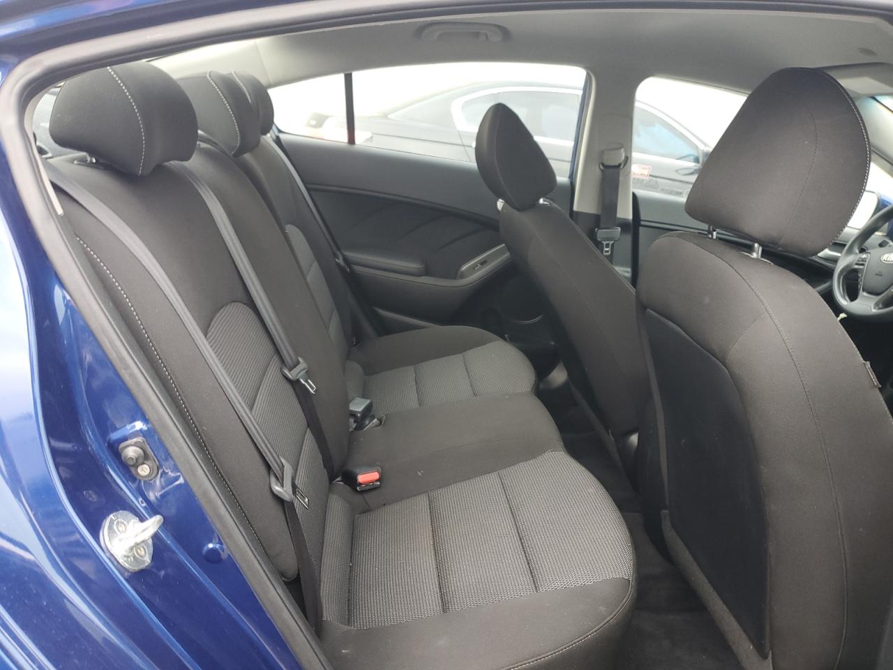 2018 KIA Forte VIN 3KPFK4A7XJE177638 Copart auction photo, minor dent/scratches damage thumbnail 10