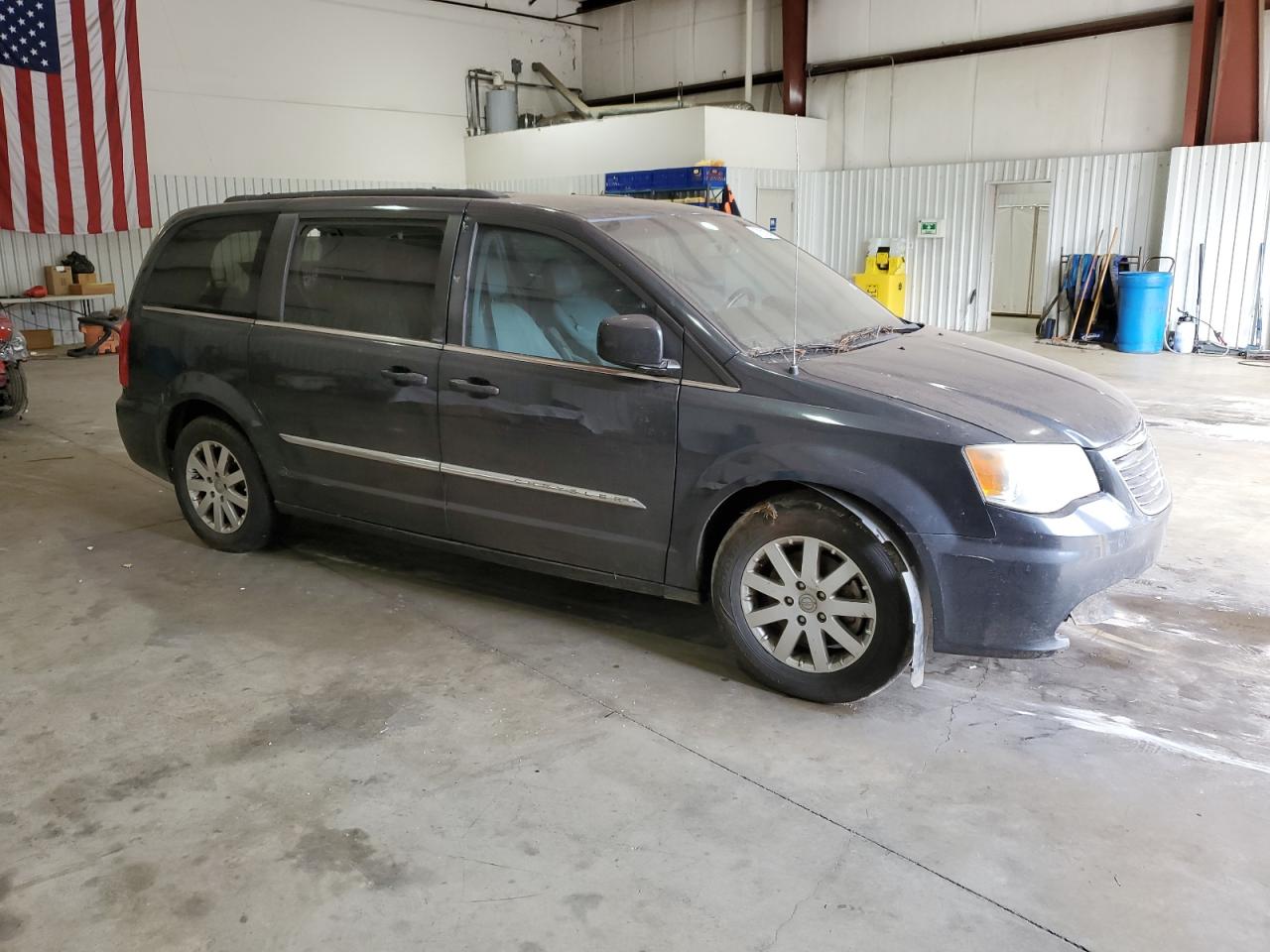 2013 Chrysler Town & Country VIN 2C4RC1BG0DR652837 Copart auction photo, front end / rear end damage thumbnail 4