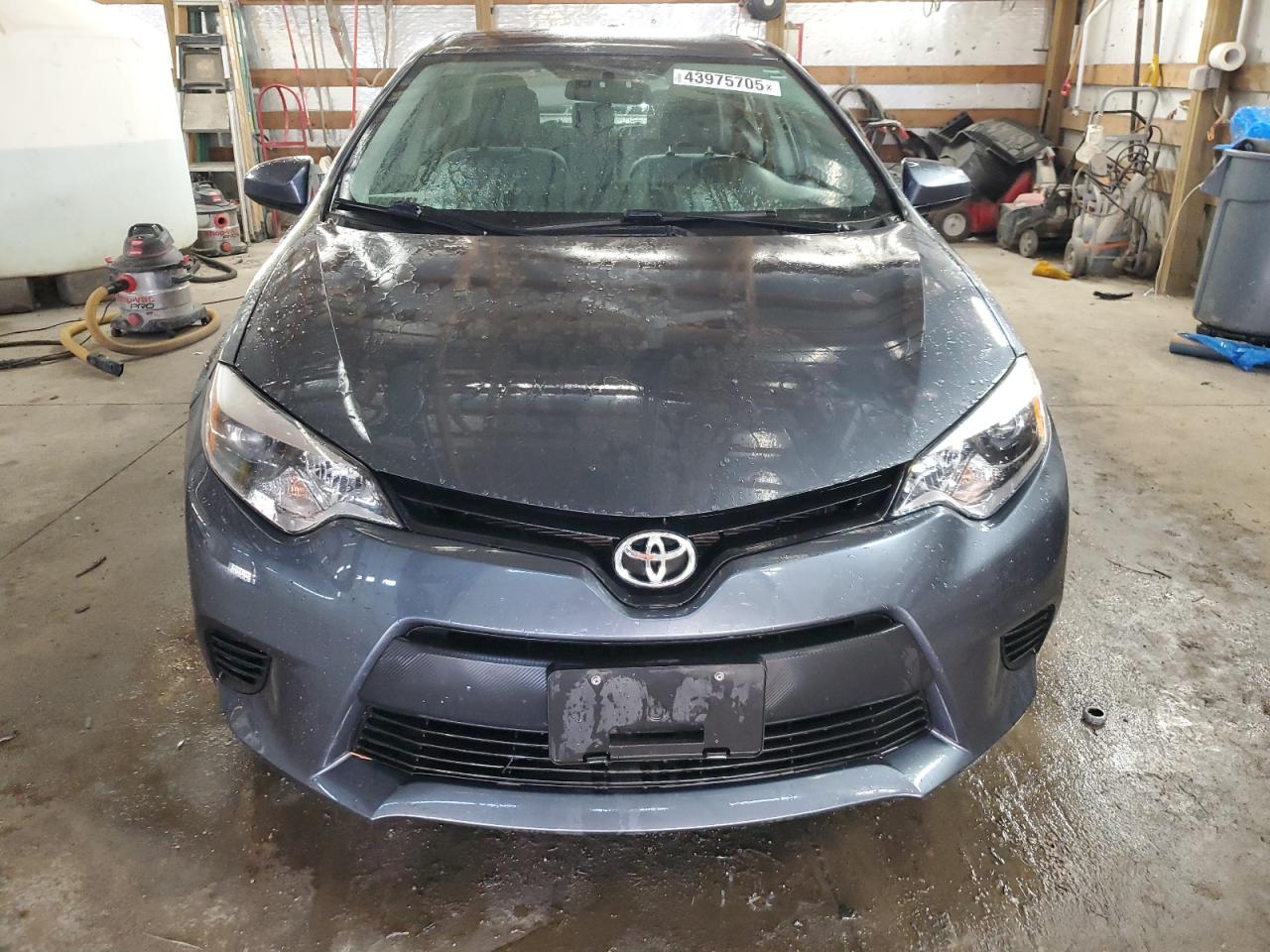 2015 Toyota Corolla VIN 2T1BURHE4FC357634 Copart auction photo, rear end damage thumbnail 5