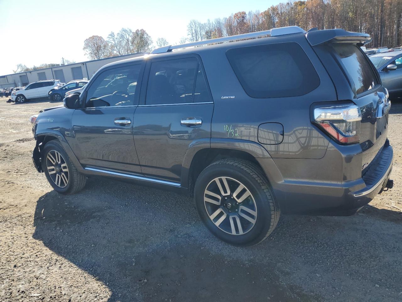 2017 Toyota 4Runner VIN JTEBU5JR7H5421778 Copart auction photo, front end damage thumbnail 2