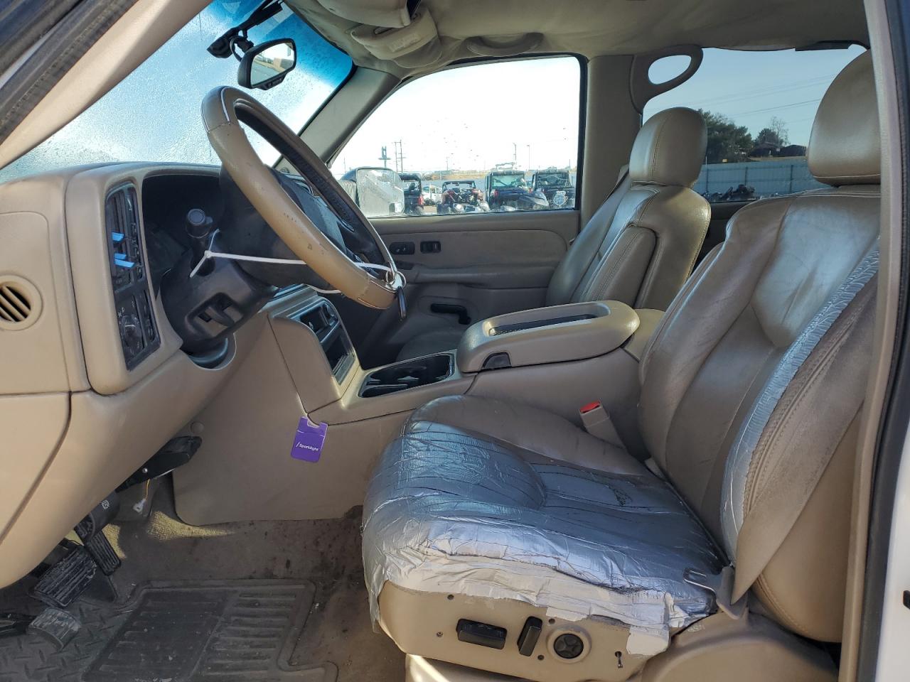 2003 Chevrolet Silverado VIN 1GCJK33153F252378 Copart auction photo, rear end damage thumbnail 7