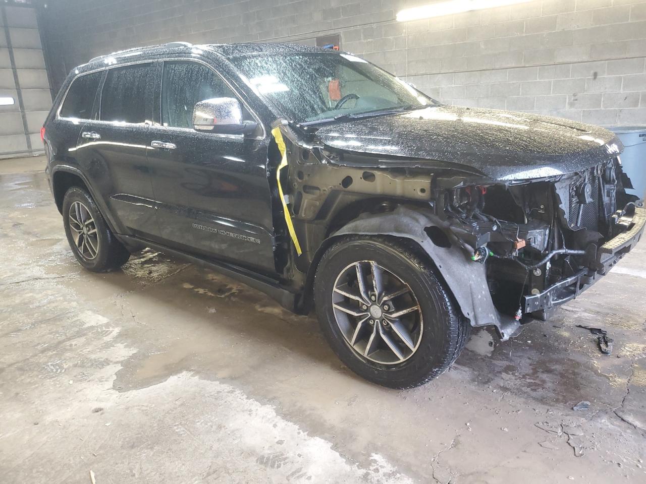 2017 Jeep Grand Cherokee VIN 1C4RJFBG6HC727588 Copart auction photo, front end damage thumbnail 4