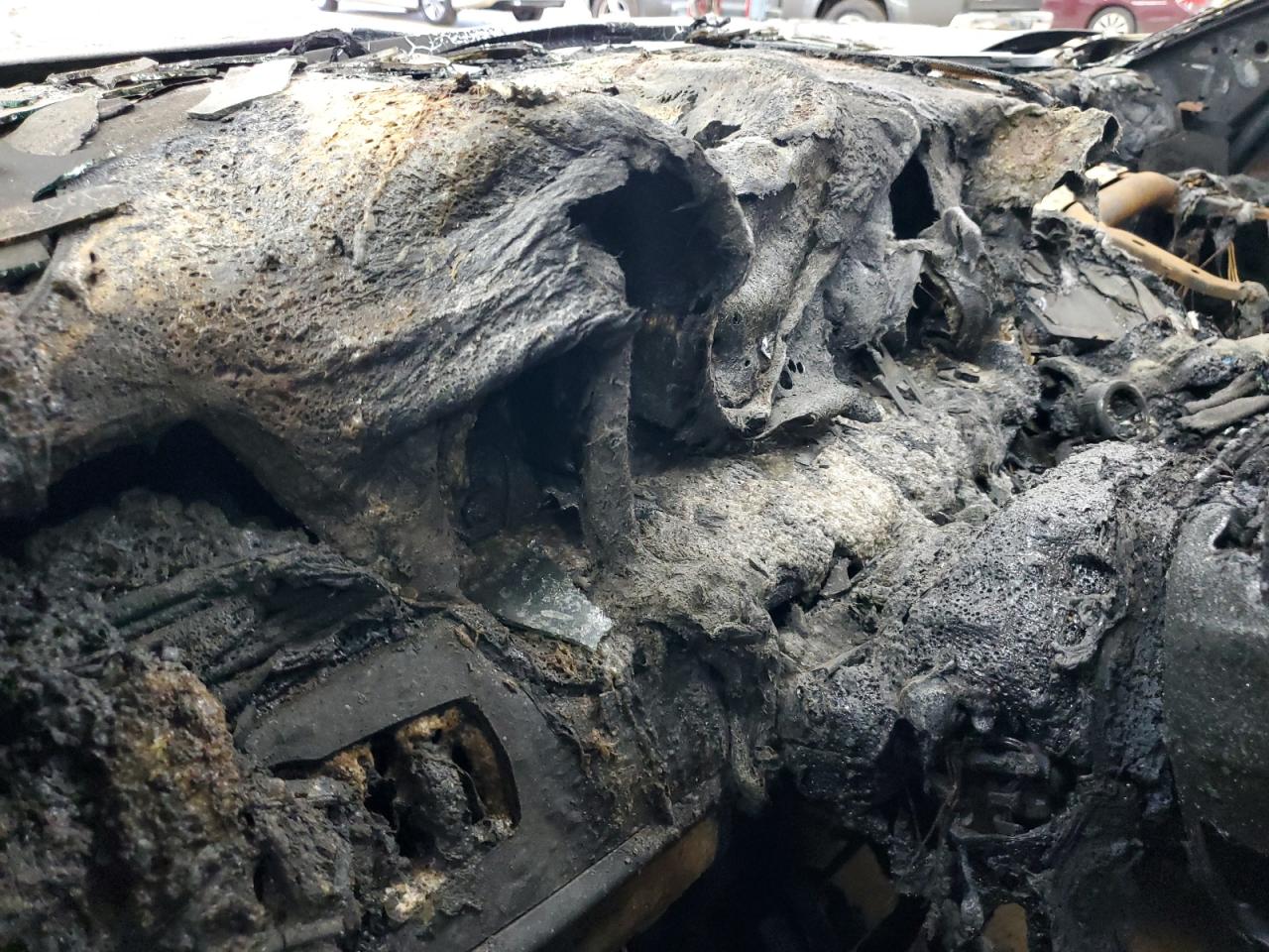 2015 BMW 5er VIN WBA5A5C51FD514025 Copart auction photo, burn damage thumbnail 9