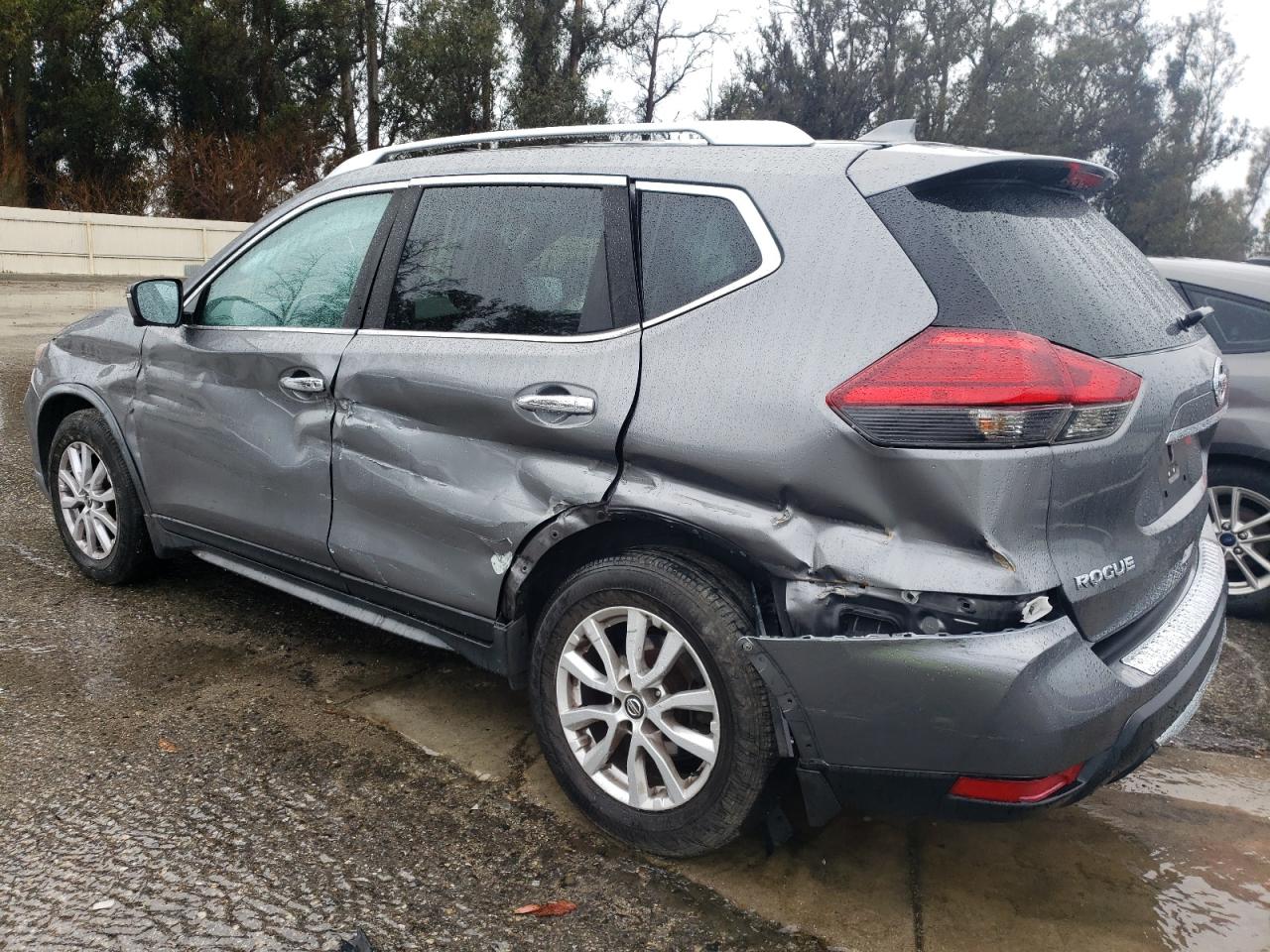 2017 Nissan Rogue VIN KNMAT2MT8HP596926 Copart auction photo, side / rear end damage thumbnail 2