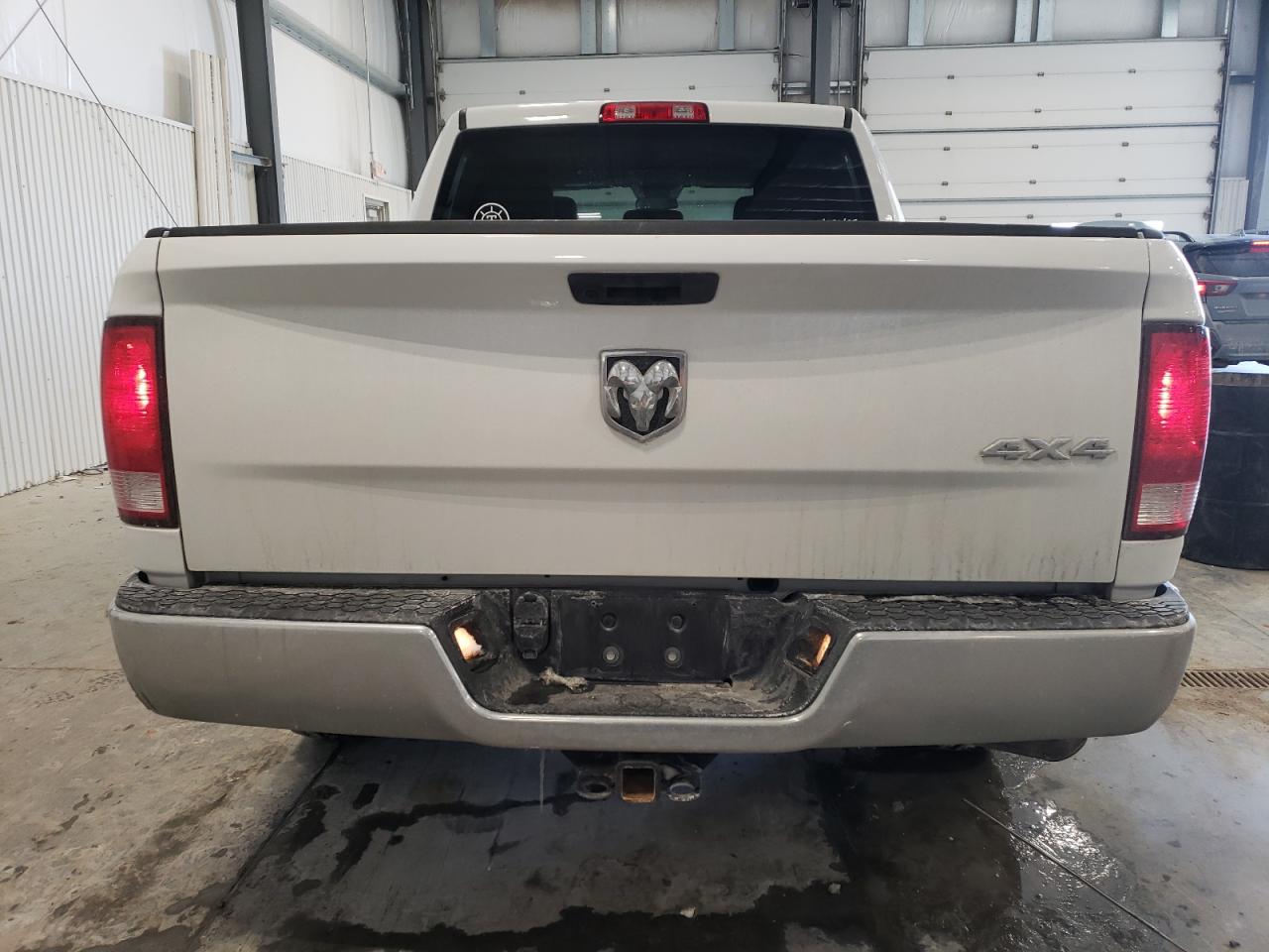 2019 RAM 1500 VIN 3C6RR7KT7KG725307 Copart auction photo, all over / hail damage thumbnail 6