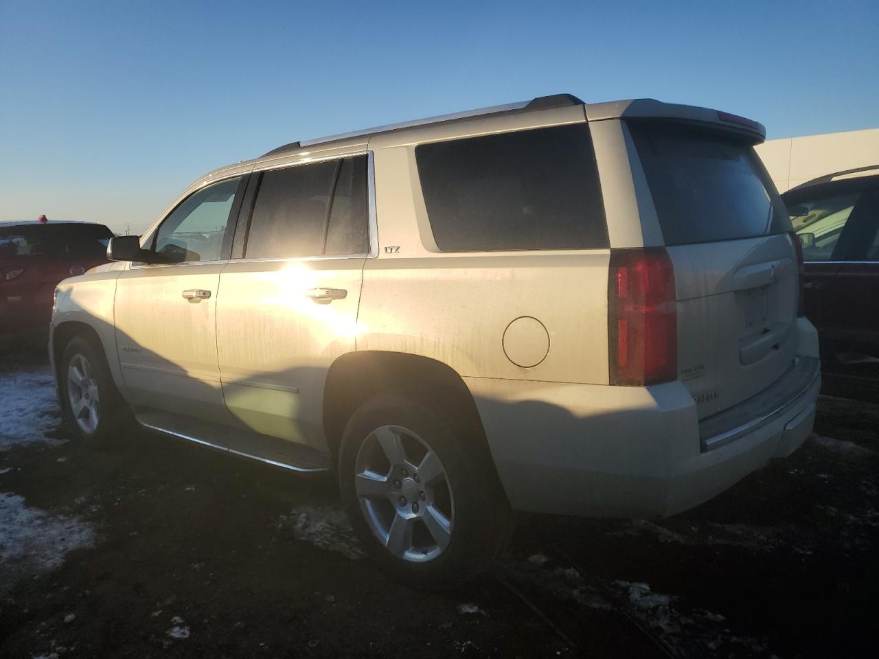 2016 Chevrolet Tahoe VIN 1GNSKCKC1GR156170 Copart auction photo, frame damage / front end damage thumbnail 2