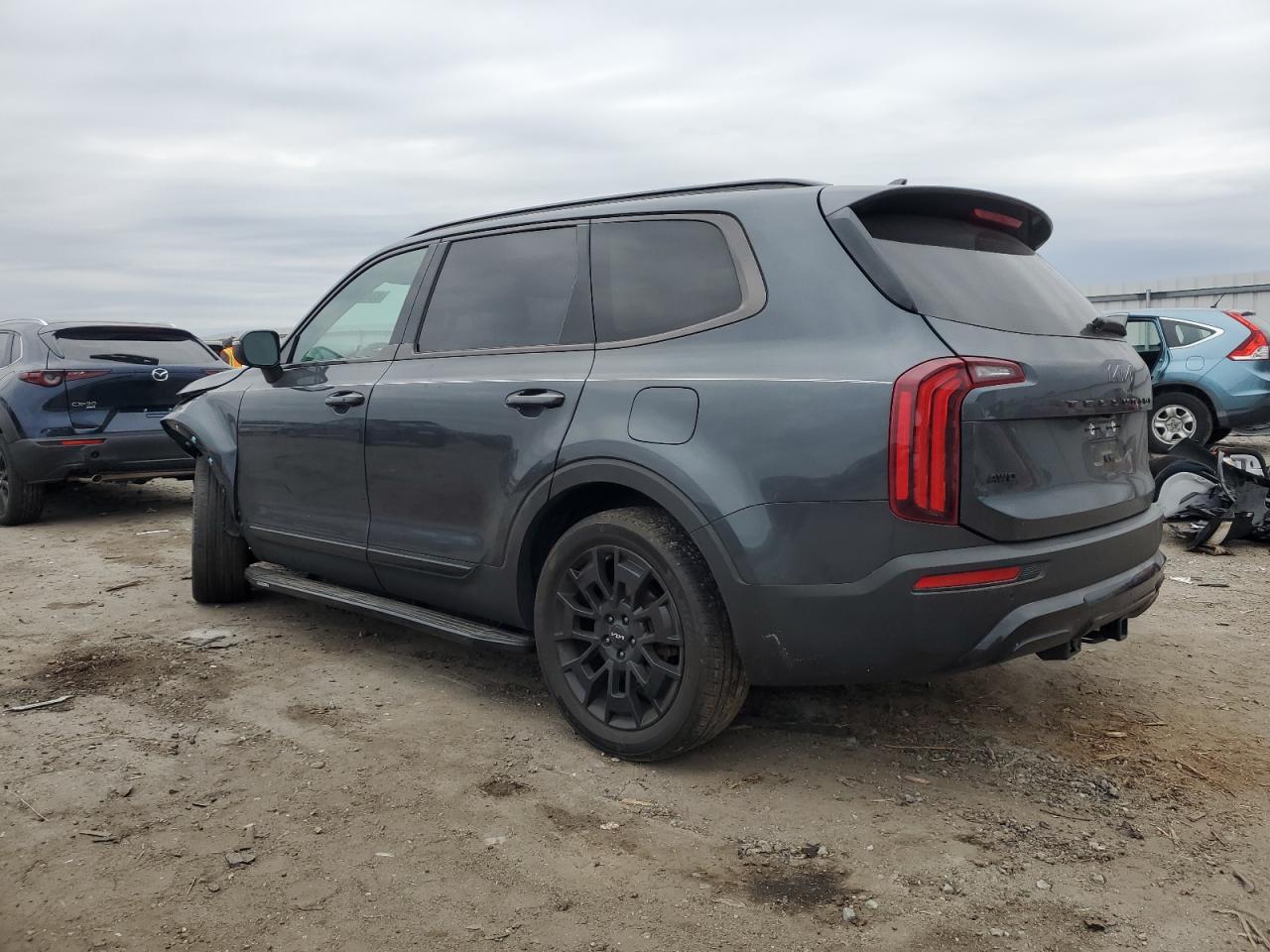 2022 KIA Telluride VIN 5XYP3DHC5NG310268 Copart auction photo, front end / side damage thumbnail 2
