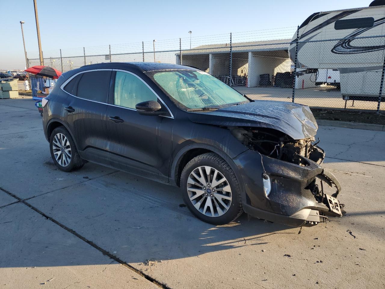 2020 Ford Escape VIN 1FMCU9DZ3LUC36391 Copart auction photo, front end damage thumbnail 4