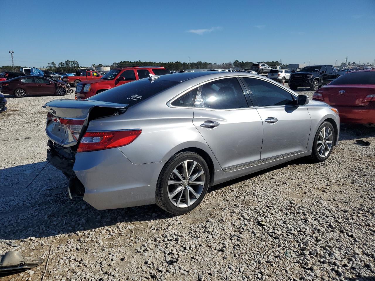 2016 Hyundai Azera VIN KMHFG4JG5GA555521 Copart auction photo, rear end / side damage thumbnail 3