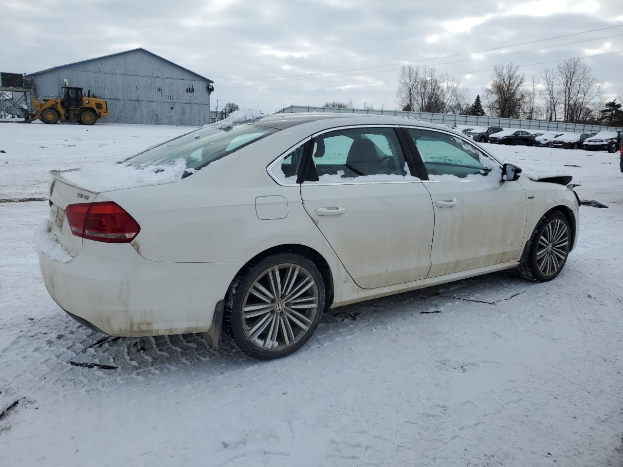 2015 Volkswagen Passat VIN 1VWBT7A36FC061066 Copart auction photo, front end damage thumbnail 3