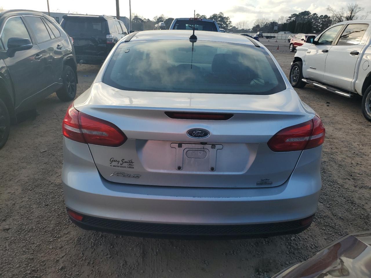 2018 Ford Focus VIN 1FADP3FE2JL285114 Copart auction photo, front end damage thumbnail 6