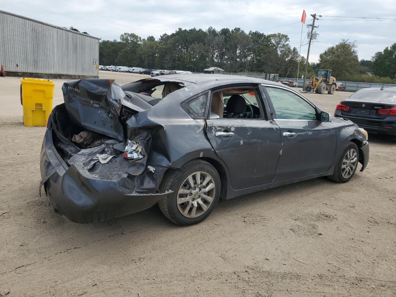 2013 Nissan Altima VIN 1N4AL3AP7DC901790 Copart auction photo, rear end / all over damage thumbnail 3