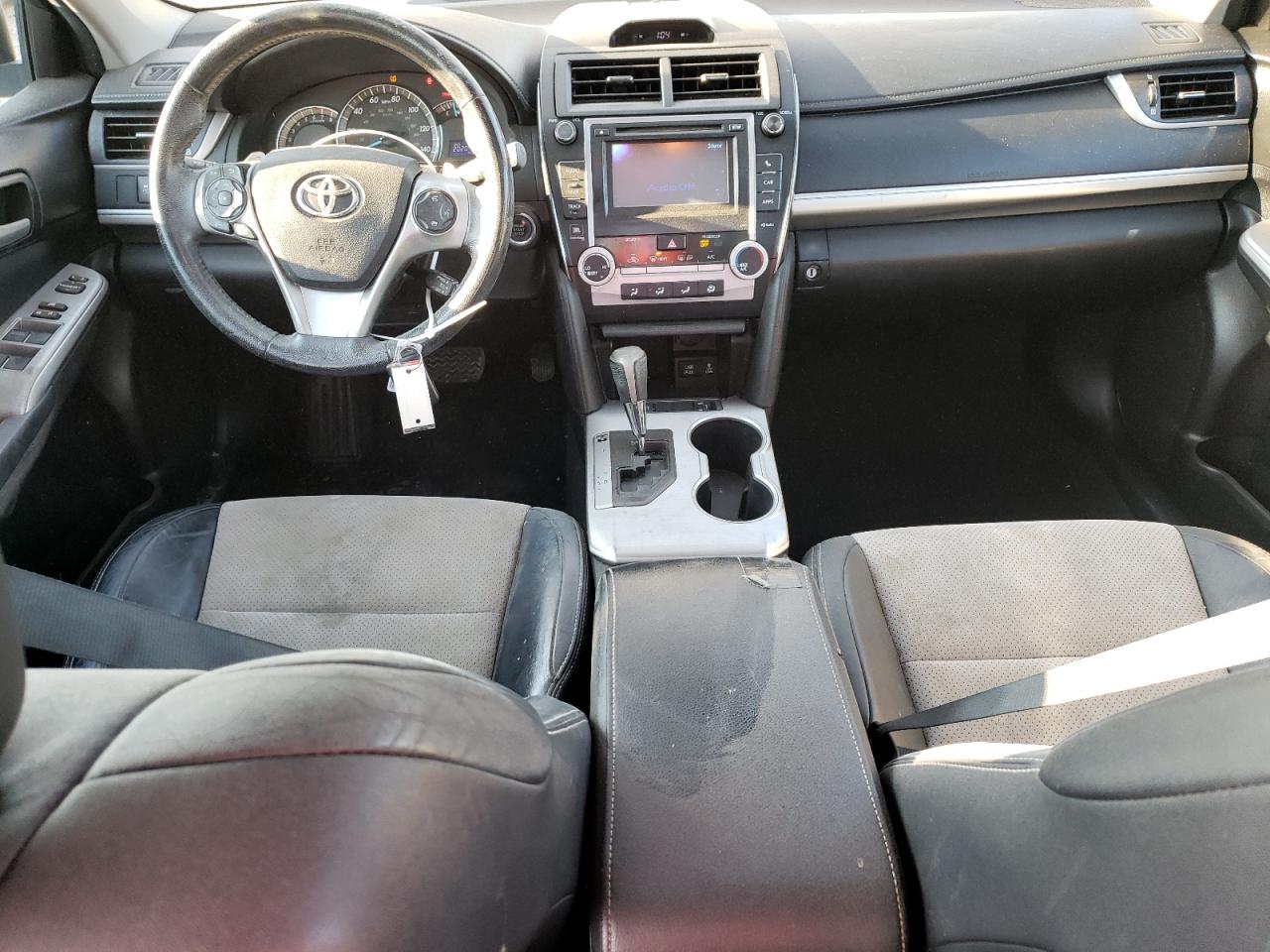 2012 Toyota Camry VIN 4T1BK1FK8CU500577 Copart auction photo, rear end / minor dent/scratches damage thumbnail 8
