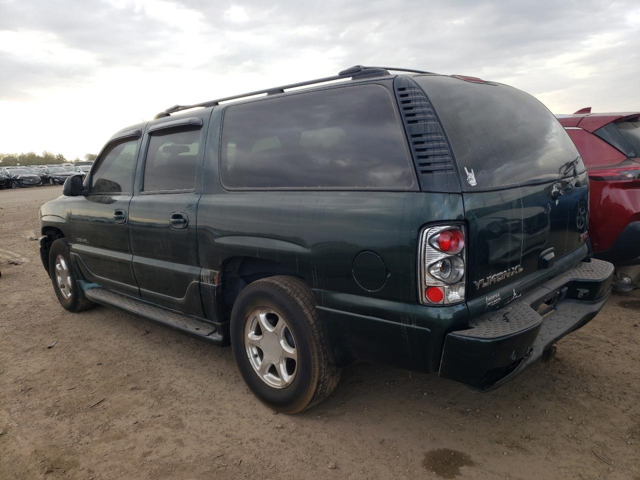2002 GMC Yukon VIN 1GKFK66U62J143375 Copart auction photo, rear end damage thumbnail 2