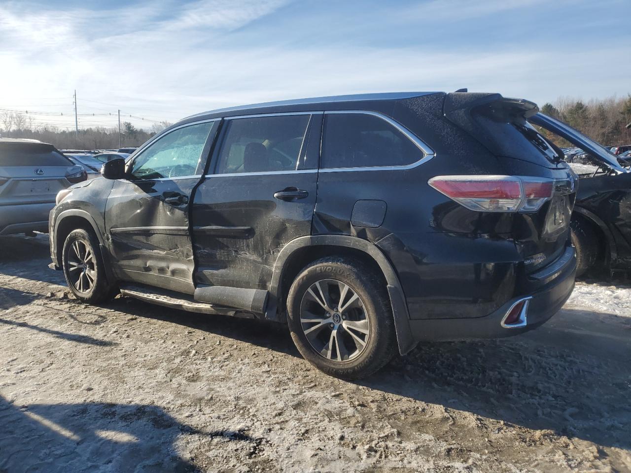 2016 Toyota Highlander VIN 5TDJKRFH8GS500401 Copart auction photo, side damage thumbnail 2