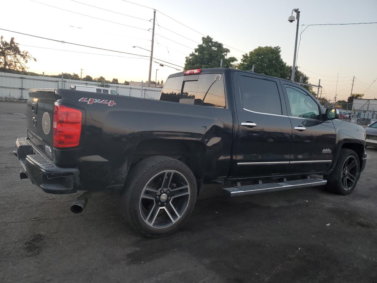 2015 Chevrolet Silverado VIN 3GCUKTEJ7FG440381 Copart auction photo, all over damage thumbnail 3