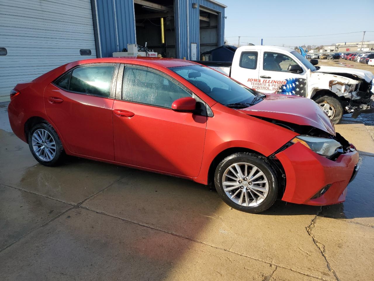 2014 Toyota Corolla VIN 5YFBURHE9EP110074 Copart auction photo, front end / minor dent/scratches damage thumbnail 4