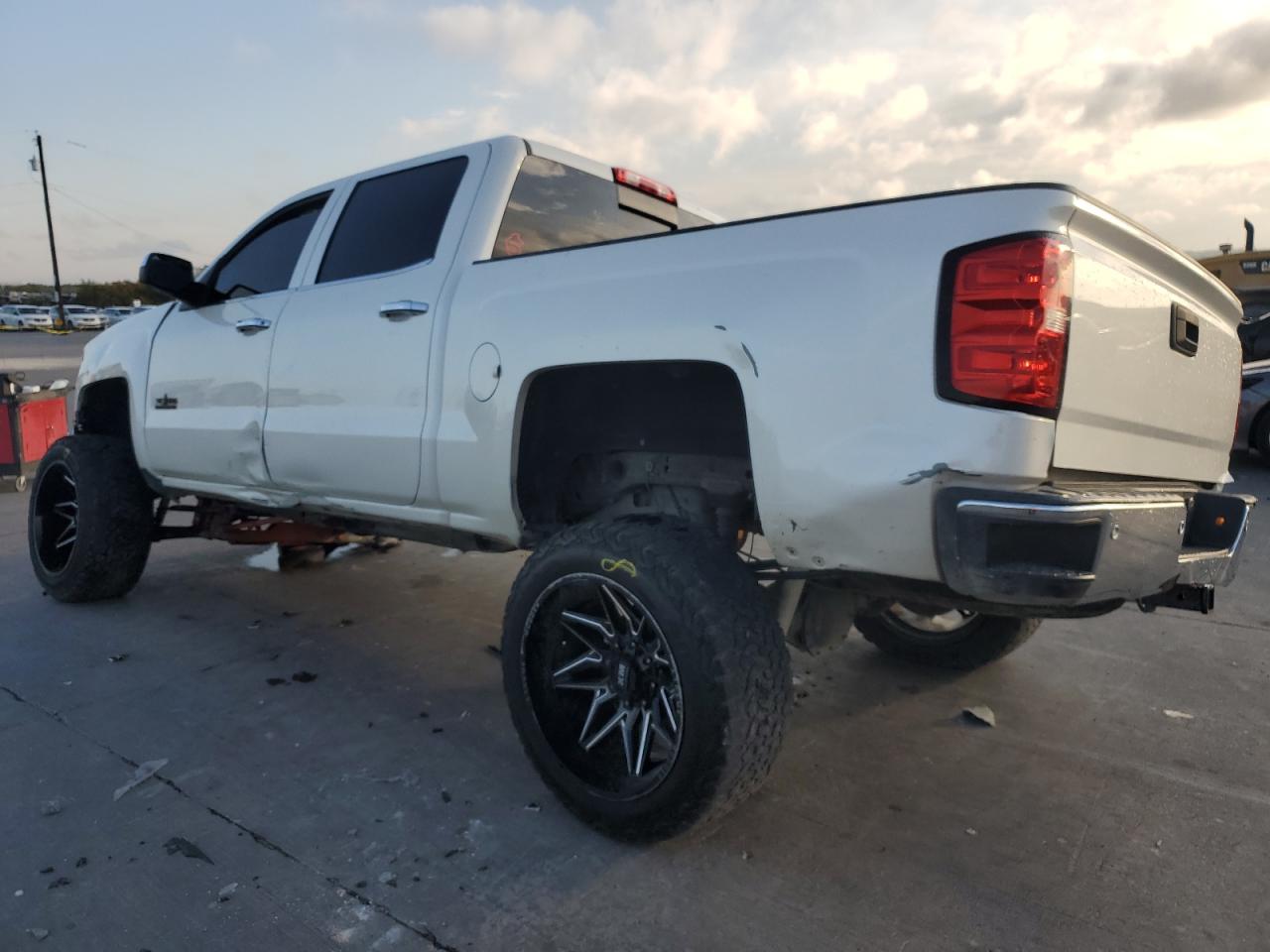 2015 Chevrolet Silverado VIN 3GCPCSEC4FG386219 Copart auction photo, all over damage thumbnail 2