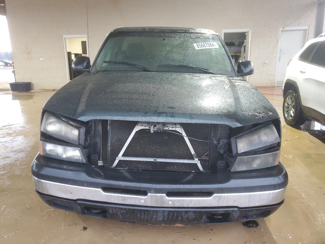 2005 Chevrolet Silverado VIN 1GCEC14X55Z175311 Copart auction photo, burn - engine damage thumbnail 5