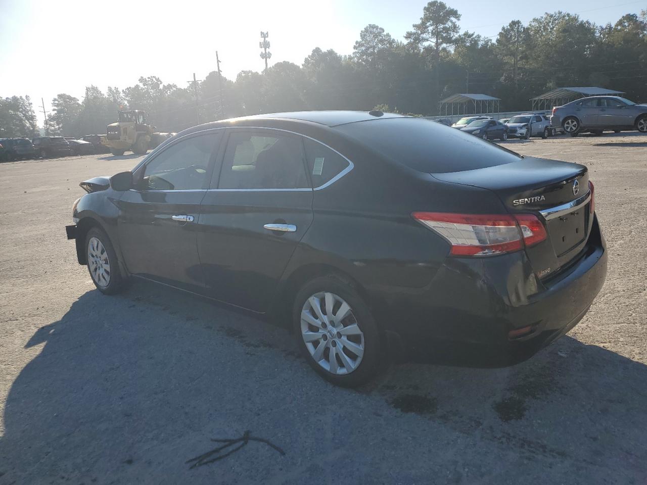 2015 Nissan Sentra VIN 3N1AB7AP8FL686547 Copart auction photo, front end damage thumbnail 2