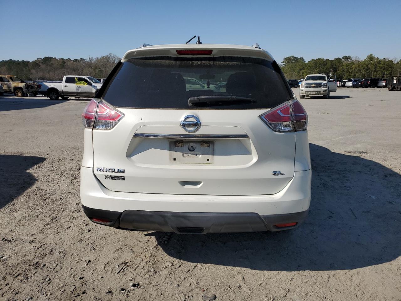 2015 Nissan Rogue VIN 5N1AT2MT5FC776249 Copart auction photo, biohazard/chemical damage thumbnail 6