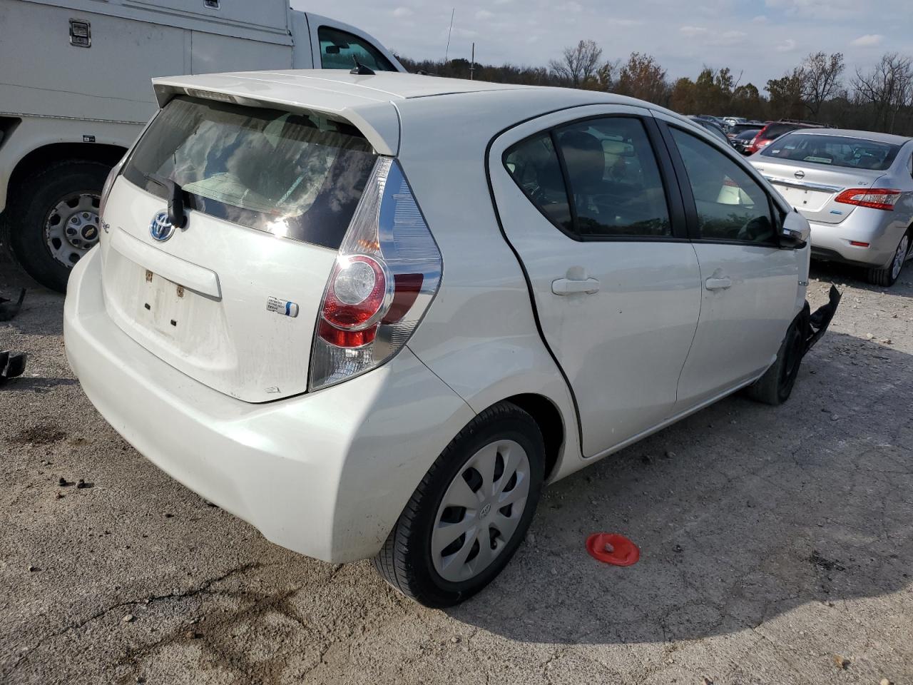 2014 Toyota Prius VIN JTDKDTB31E1569639 Copart auction photo, front end damage thumbnail 3