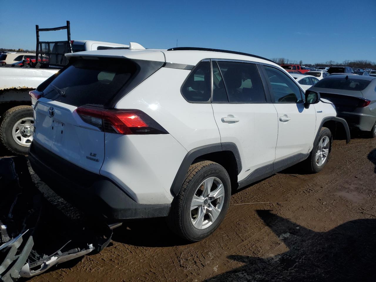 2021 Toyota RAV 4 VIN 4T3LWRFVXMU013360 Copart auction photo, front end / minor dent/scratches damage thumbnail 3