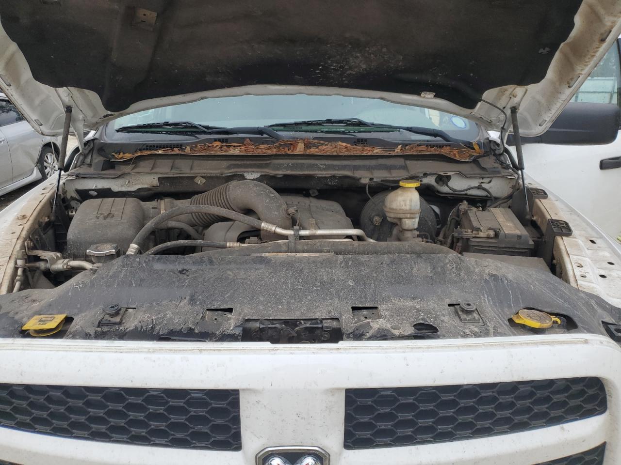 2018 RAM 1500 VIN 1C6RR7LT3JS267240 Copart auction photo, mechanical / minor dent/scratches damage thumbnail 11