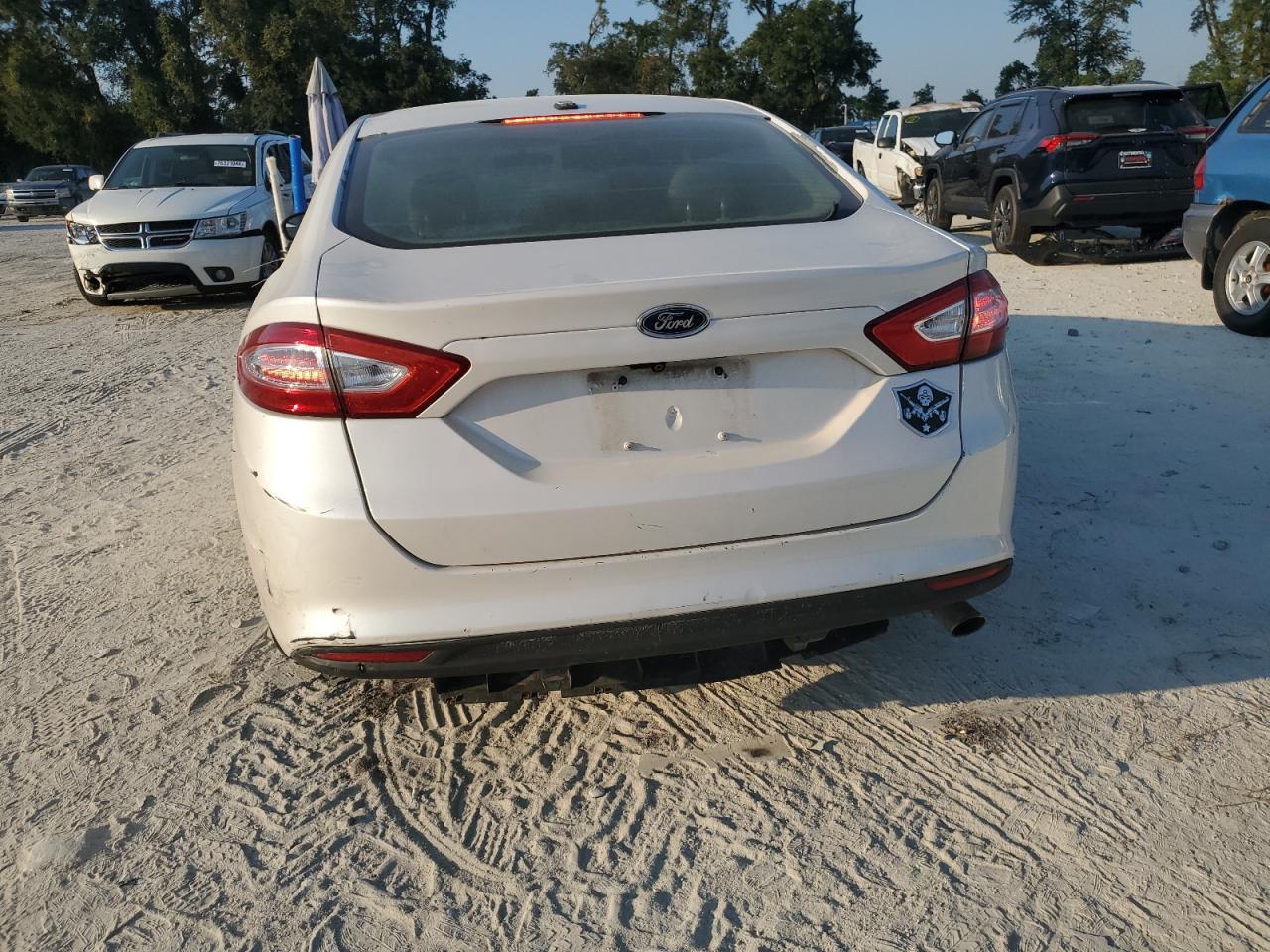 2014 Ford Fusion VIN 1FA6P0H72E5379283 Copart auction photo, all over damage thumbnail 6