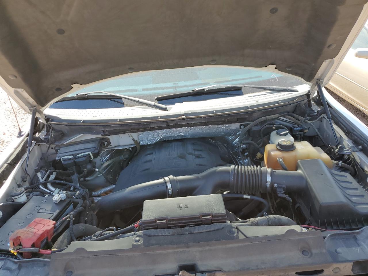 2011 Ford F-150 VIN 1FTFW1ET7BFB24543 Copart auction photo, front end damage thumbnail 11