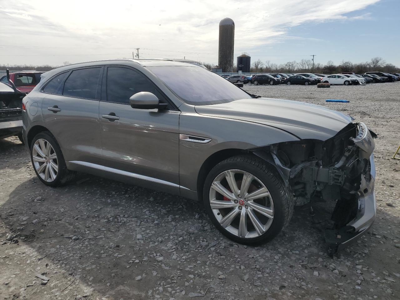 2018 Jaguar F-Pace VIN SADCM2FV9JA279397 Copart auction photo, front end / side damage thumbnail 4
