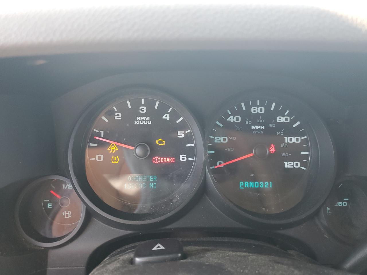 2010 Chevrolet Silverado VIN 1GCPKPEX2AZ244690 Copart auction photo, minor dent/scratches / normal wear damage thumbnail 9