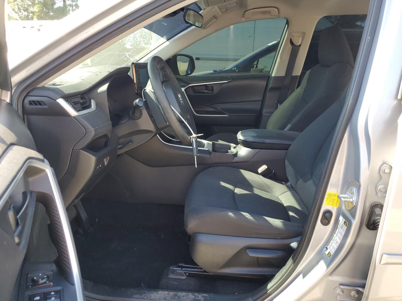 2021 Toyota RAV 4 VIN 2T3H1RFV8MW105085 Copart auction photo, front end / rear end damage thumbnail 7