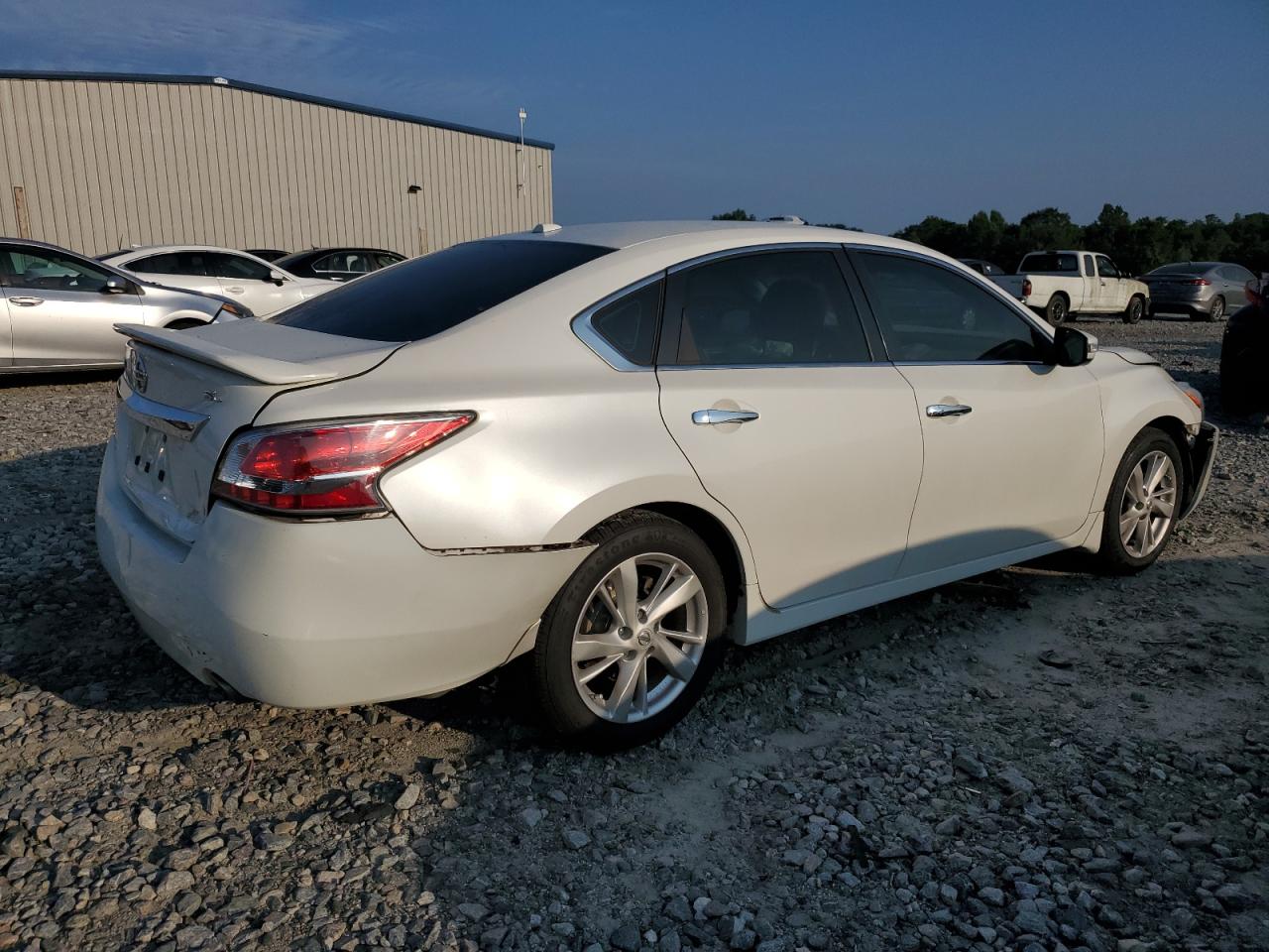 2015 Nissan Altima VIN 1N4AL3AP0FC261182 Copart auction photo, rear end / front end damage thumbnail 3